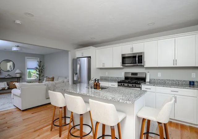 4th image of 55 Plymouth #40L, Whitman, MA 02382 | MLS# 73534398