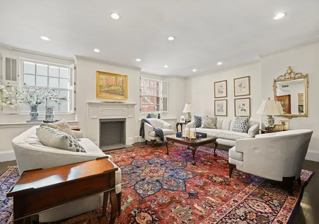 2nd image of 142 Chestnut Street #4-5, Boston, MA 02108 | MLS# 73490273