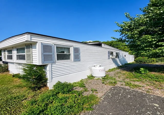 Photo 3 of Sale Pending at 39 Melody Dr, Plainville, MA 02762 | MLS# 73563825 | Listing updated on 2026-09-10