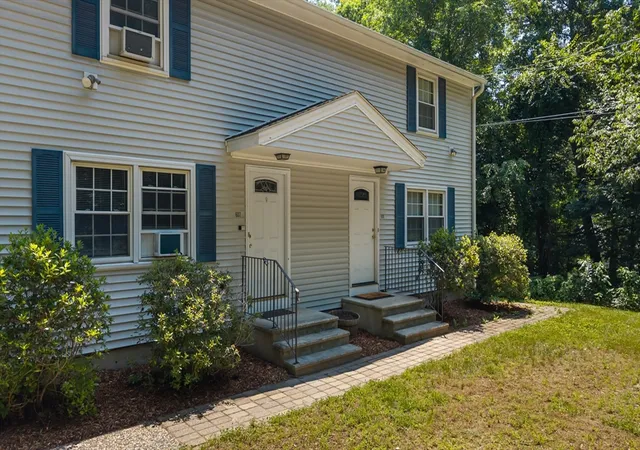 3rd image of 607-609 Flat Hill Rd, Lunenburg, MA 01462 | MLS# 73545621