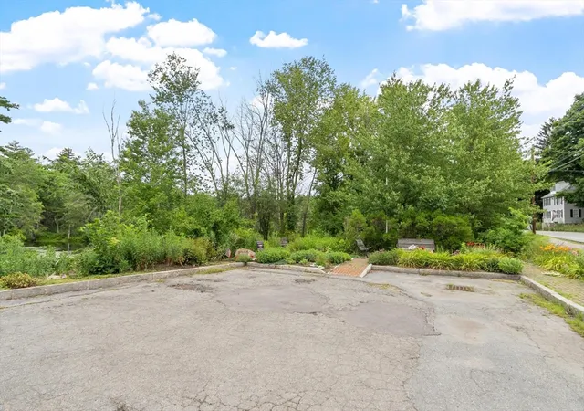 34th image of 13 W Main St, Groton, MA 01450 | MLS# 73558680
