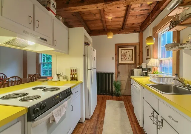 Listing Photo 4 - Condo for sale in building located at 13 W Main St, Groton, MA 01450