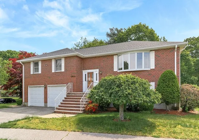 Homes for sale in Stoneham, MA | 12 Landers Rd, Stoneham, MA 02180 | MLS# 73528149