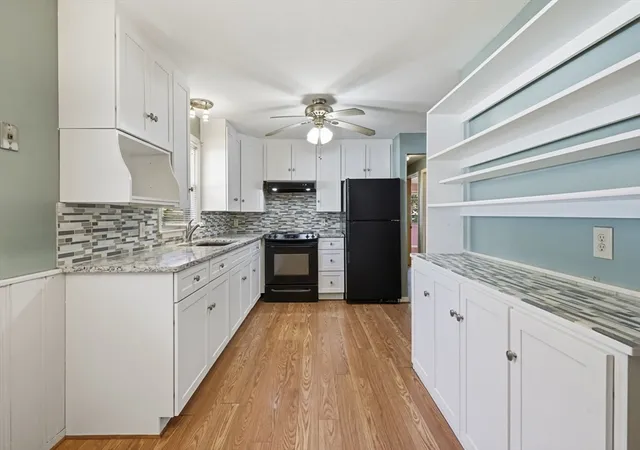3rd image of 50 Talbot Rd, Springfield, MA 01119 | MLS# 73554272