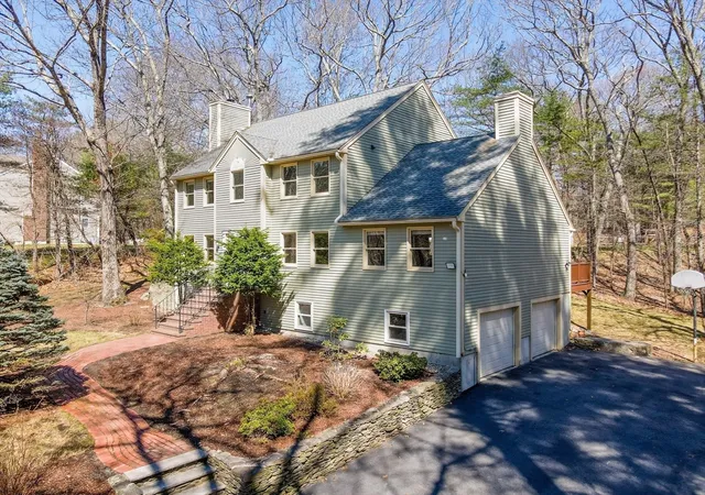 4th image of 255 Hay Meadow Rd, North Andover, MA 01845 | MLS# 73501527