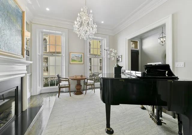 3rd image of 75 Hancock St, Boston, MA 02114 | MLS# 73498221