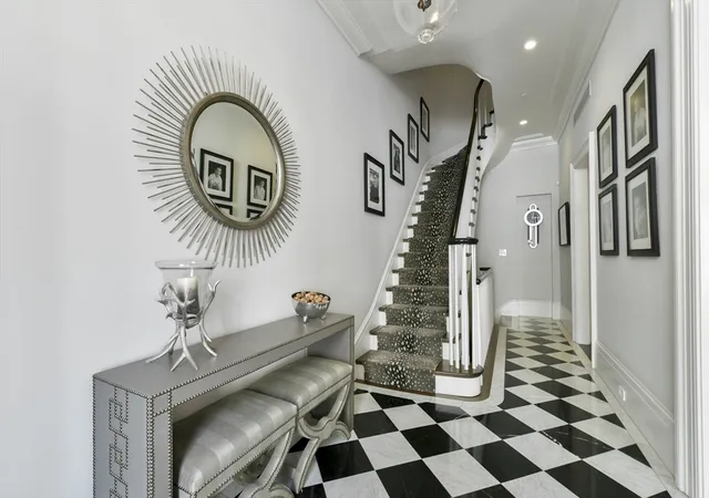 4th image of 75 Hancock St, Boston, MA 02114 | MLS# 73498221