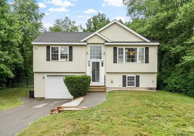 Homes for sale in Athol, MA | 629 Chestnut Hill Ave, Athol, MA 01331 | MLS# 73546979