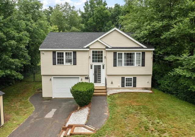 Homes for sale in Athol, MA | 629 Chestnut Hill Ave, Athol, MA 01331 | MLS# 73546979