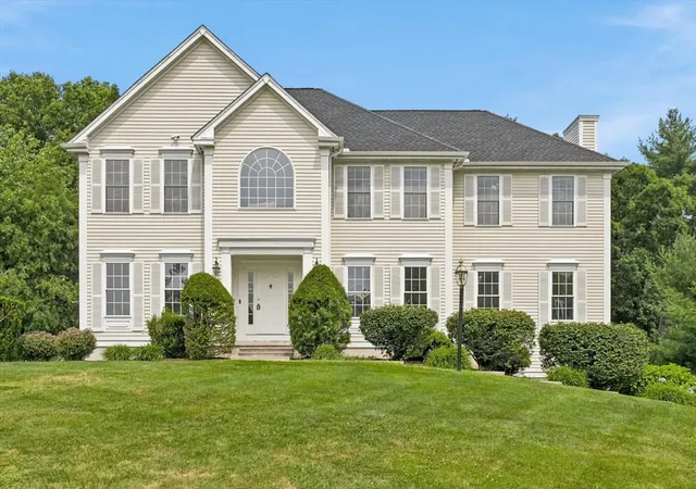 1st image of 247 Webster Woods Ln, North Andover, MA 01845 | MLS# 73550036