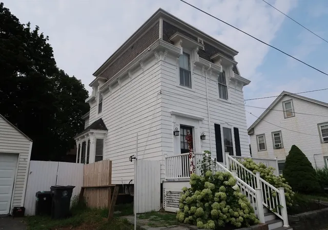 Photo 2 of Single family home for sale at 7 Sgreen St, Haverhill, MA 01835 | MLS# 73562670 | Listing updated on 2026-09-19