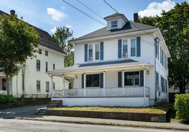 1st image of 956 Main St, Clinton, MA 01510 | MLS# 73565363