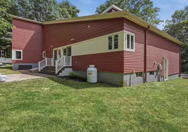 41st image of 30 Saint Martin Street, Fitchburg, MA 01420 | MLS# 73548953