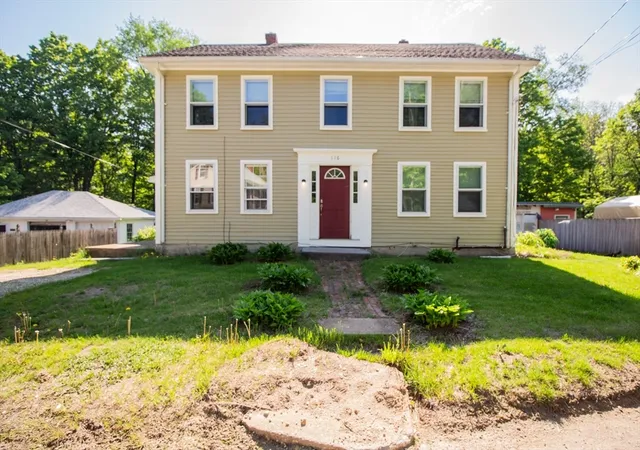 Homes for sale in Barre, MA | 116 School St N, Barre, MA 01005 | MLS# 73534890