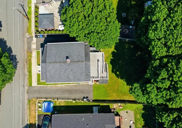 Photo 3 of House for sale at 26 Calumet St, Peabody, MA 01960 | MLS# 73552488 | Listing updated on 2026-09-13