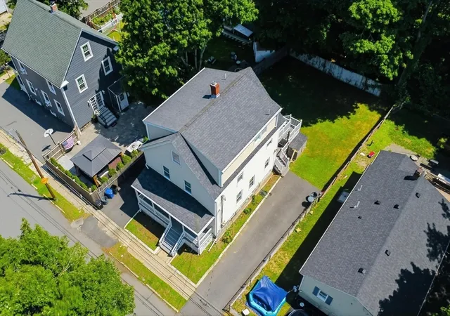 Photo 4 of House for sale at 26 Calumet St, Peabody, MA 01960 | MLS# 73552488 | Listing updated on 2026-09-13