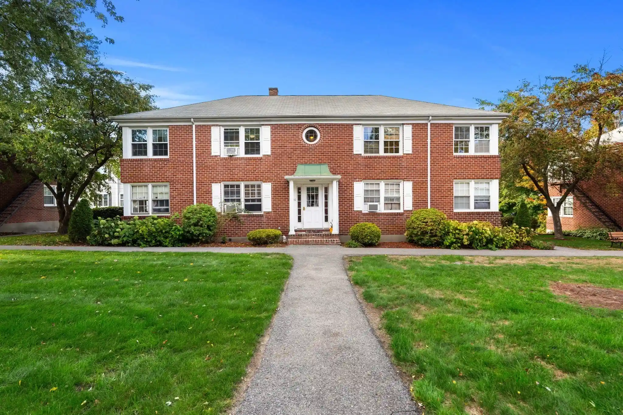 Listing Photo 1 - Condo for sale in 10 Parkview Ln located at 10 Parkview Ln, Haverhill, MA 01835 - Unit 10 Parkview Ln