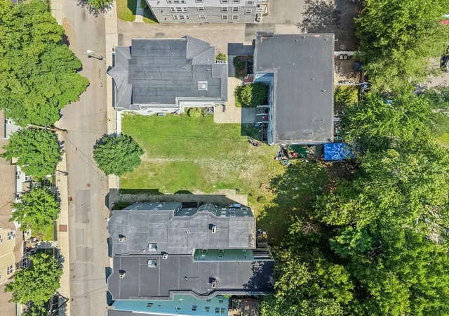 4th image of 34 Cobden St, Roxbury, MA 02119 | MLS# 73544636