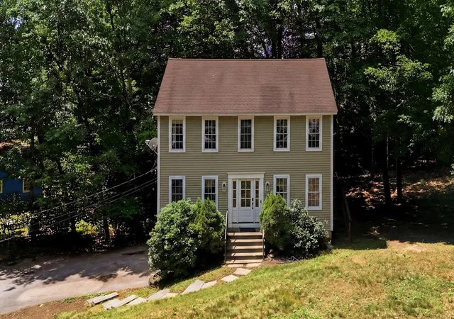 Photo 1 of Single family home for sale at 11 Navajo St, Hubbardston, MA 01452 | MLS# 73552183 | Listing updated on 2026-10-10