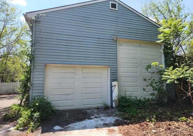 Homes for sale in Chicopee, MA | 156 Grattan St, Chicopee, MA 01020 | MLS# 73530714