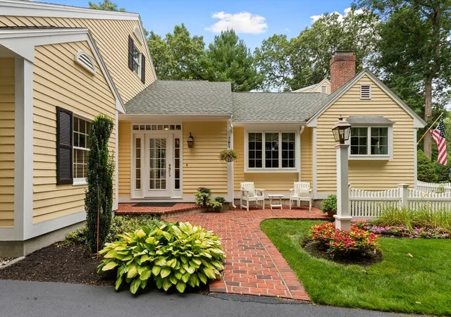 Photo 3 of Single family home for sale at 22 Westover Dr, Lynnfield, MA 01940 | MLS# 73562331 | Listing updated on 2026-09-19