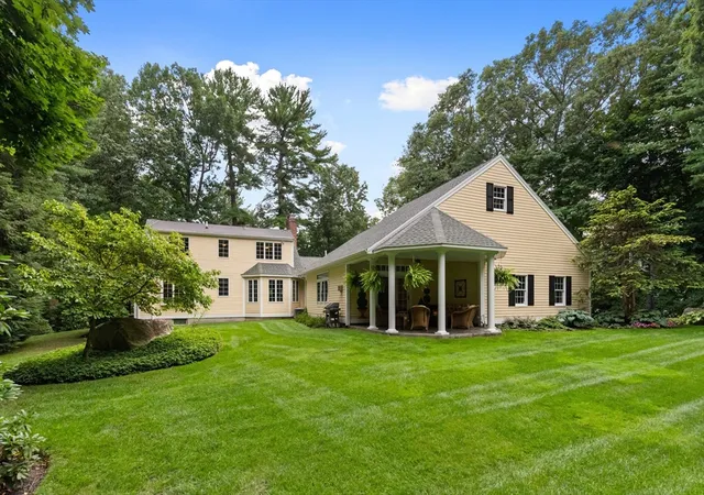 Photo 4 of Sale Pending at 22 Westover Dr, Lynnfield, MA 01940 | MLS# 73562331 | Listing updated on 2026-10-01