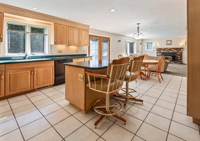 Photo 3 of Sale Pending at 9 Tower Hl Rd, Oxford, MA 01540 | MLS# 73564739 | Listing updated on 2026-08-26