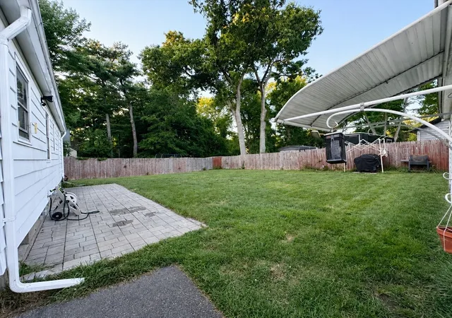 17th image of 39 Lawnwood St, Springfield, MA 01119 | MLS# 73565905