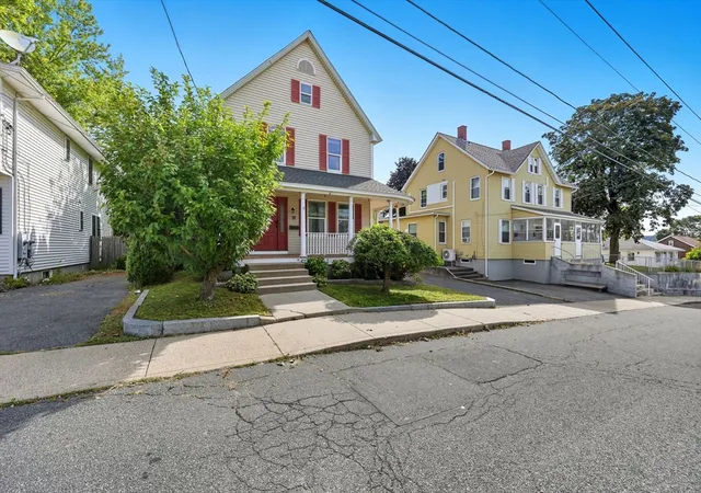 4th image of 72 Highland Ave, Ludlow, MA 01056 | MLS# 73429491