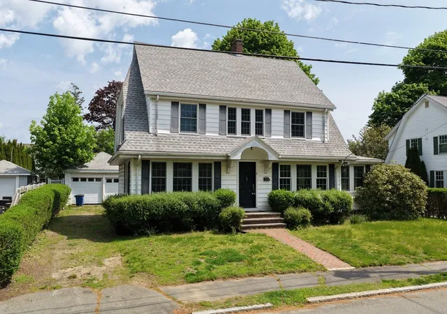Homes for sale in Marblehead, MA | 9 Cedar St, Marblehead, MA 01945 | MLS# 73521412