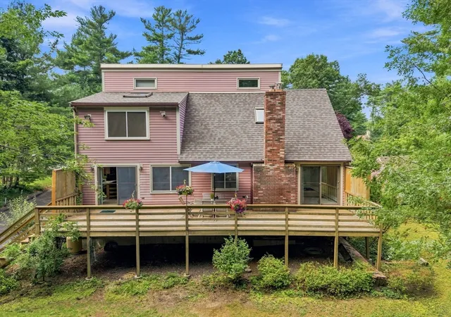 2nd image of 53 Trout Farm Ln, Duxbury, MA 02332 | MLS# 73566509