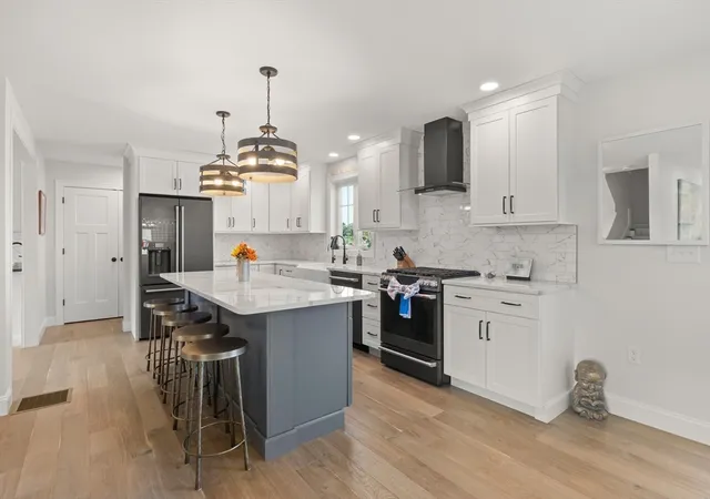 5th image of 59 Riverview Ave, Danvers, MA 01923 | MLS# 73550811