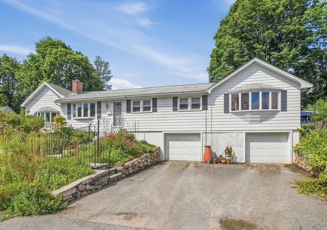 Photo 1 of Sale Pending at 11 Farmington Cir, Marlborough, MA 01752 | MLS# 73562092 | Listing updated on 2026-09-18