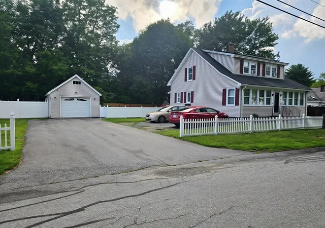 23rd image of 15 Dinsmore Street, Lowell, MA 01852 | MLS# 73559244