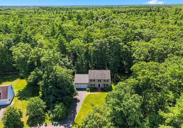 3rd image of 8 Chessman Rd, Mansfield, MA 02048 | MLS# 73556693