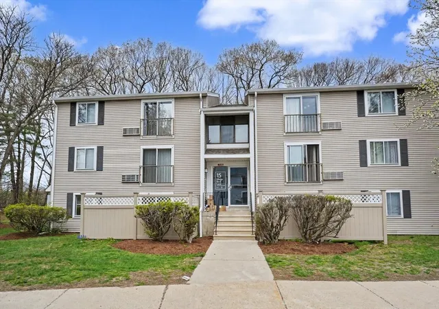 Homes for sale in Natick, MA | 15 Village Rock Lane #10, Natick, MA 01760 | MLS# 73547434