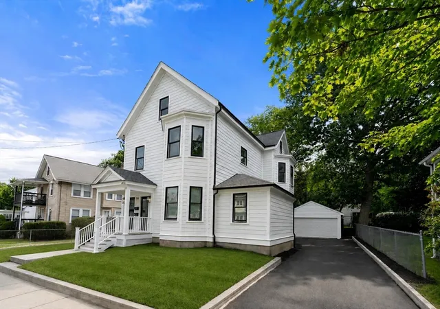 2nd image of 220 Sycamore Street, Watertown, MA 02472 | MLS# 73556353