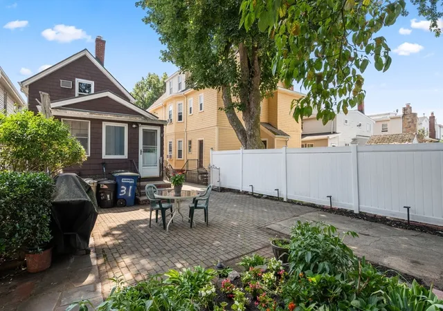 Photo 3 of Sale Pending at 31 Everett Ave, Somerville, MA 02145 | MLS# 73564585 | Listing updated on 2026-09-04