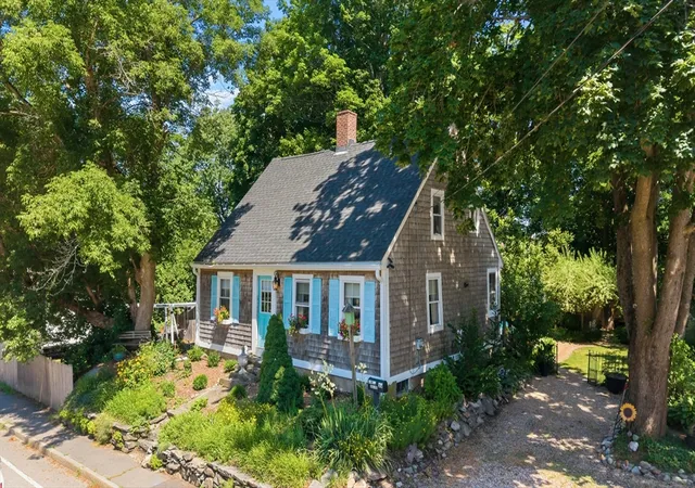 1st image of 53 Wareham St, Middleboro, MA 02346 | MLS# 73548524