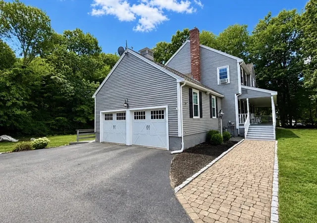 Photo 2 of Sale Pending at 17 Fox Run Road, Medway, MA 02053 | MLS# 73569621 | Listing updated on 2026-09-18