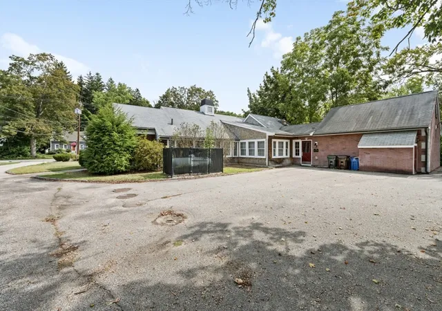 5th image of 11 Maple St, West Newbury, MA 01985 | MLS# 73546314