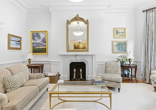 Photo 4 of Single family home for sale at 319 Beacon St, Boston, MA 02116 | MLS# 73521104 | Listing updated on 2026-09-08