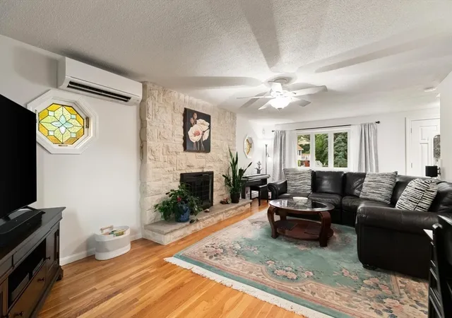 Photo 4 of Sale Pending at 44 Sable Rd, Salem, MA 01970 | MLS# 73561927 | Listing updated on 2026-08-26
