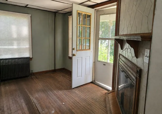 Photo 2 of Single family home for sale at 23 Walnut St, Pittsfield, MA 01201 | MLS# 73566686 | Listing updated on 2026-09-04