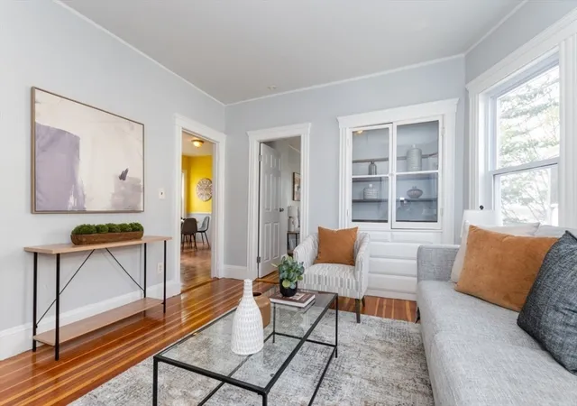 2nd image of 29 Mount Ida Rd, Boston, MA 02122 | MLS# 73474558