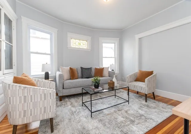 3rd image of 29 Mount Ida Rd, Boston, MA 02122 | MLS# 73474558