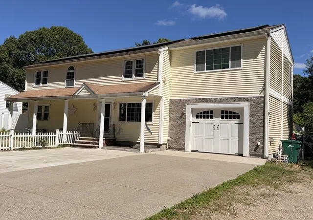 Homes for sale in Attleboro, MA | 148 Curtis Ave, Attleboro, MA 02703 | MLS# 73539583