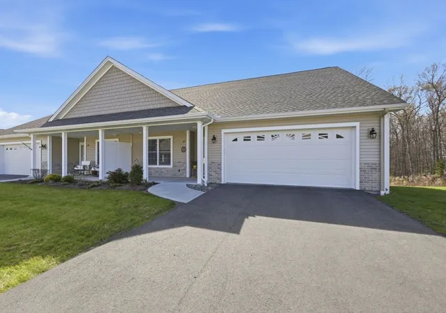 Homes for sale in Wilbraham, MA | 27 Lodge Lane #27, Wilbraham, MA 01095 | MLS# 73507165