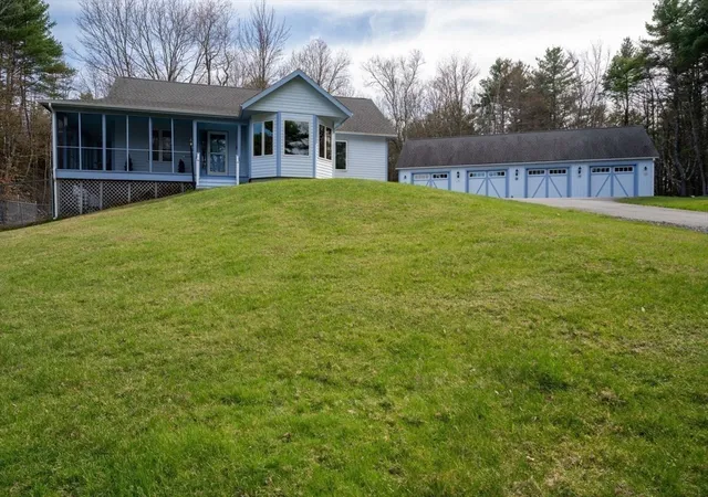 Homes for sale in Ashburnham, MA | 205 East Rindge Road, Ashburnham, MA 01430 | MLS# 73510182
