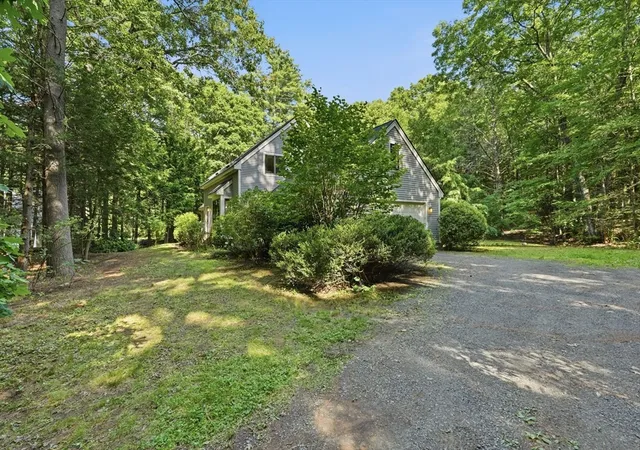 2nd image of 470 Montague Rd, Sunderland, MA 01375 | MLS# 73541919